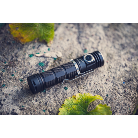 Latarka Skilhunt M200 HD CW - Zdjęcie 5 Latarka Skilhunt M200 HD CW - Zdjęcie 5