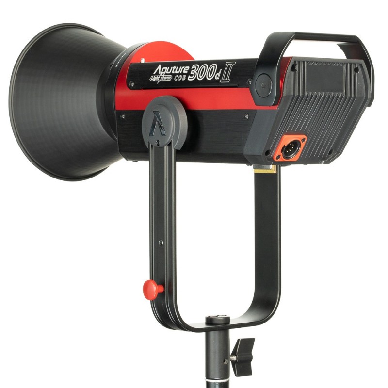 Lampa LED Aputure Light Storm LS C300 d II - V-mount - Zdjęcie 3